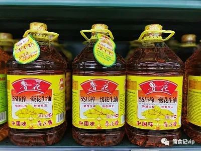 “菜籽油”和“花生油”哪种更好？营养师：差别很大，别再乱买了插图